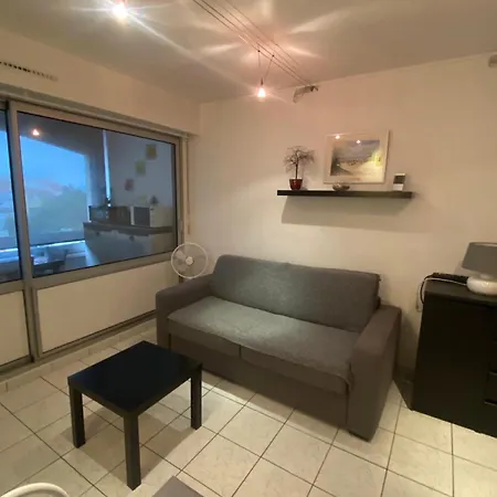 La Desirade Centre Port Avec Parking Lägenhet *