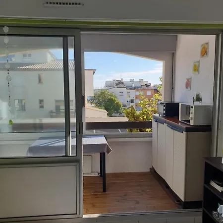 La Désirade Centre Port Avec Parking Agde