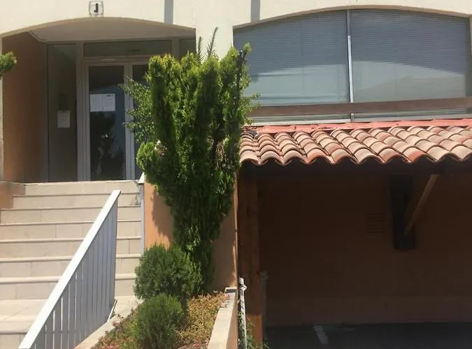 Appartement La Désirade Centre Port Avec Parking Agde