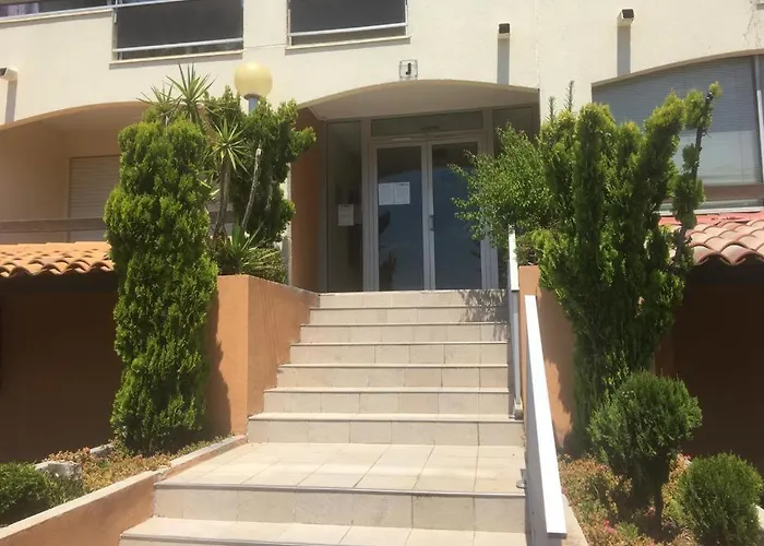 La Désirade Centre Port Avec Parking *